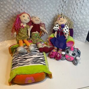 Groovy Girls 🛌 bed & chair with doll bundle